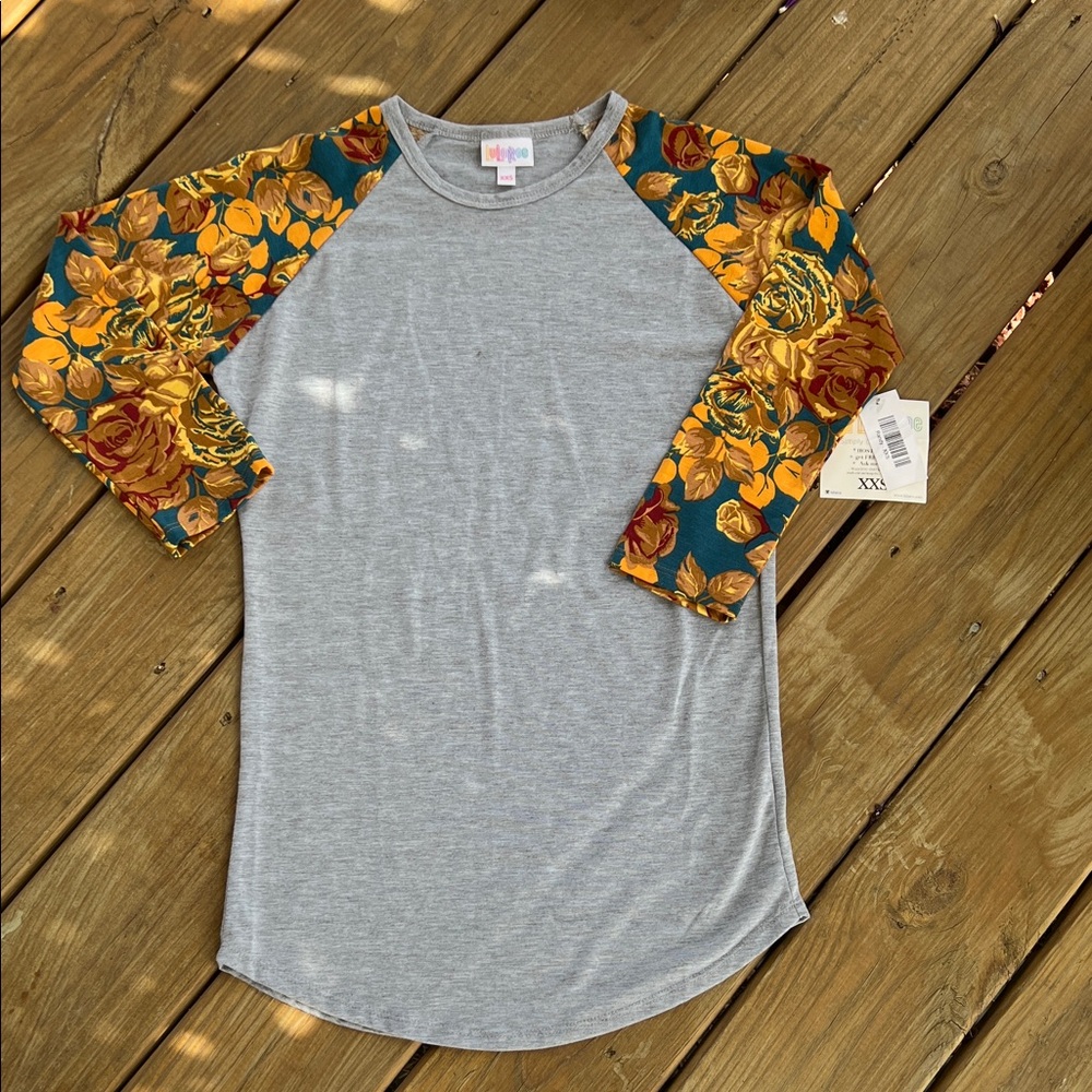 LuLaRoe Randy Tee - Picture 1 of 5